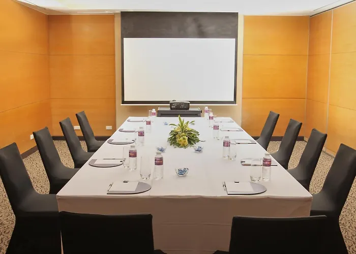 Quest & Conference Center 3*