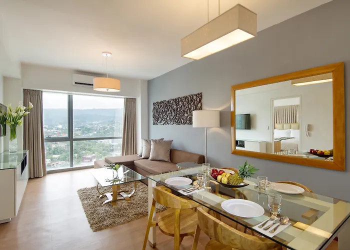 Quest & Conference Center Hotel Cebu