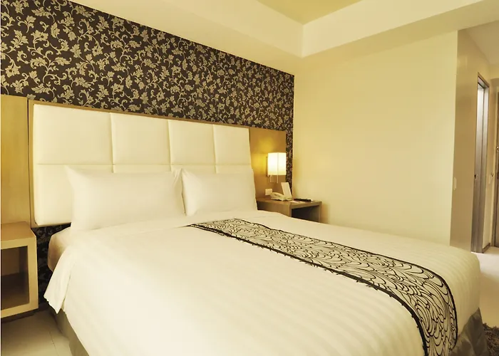 Hotel Quest & Conference Center