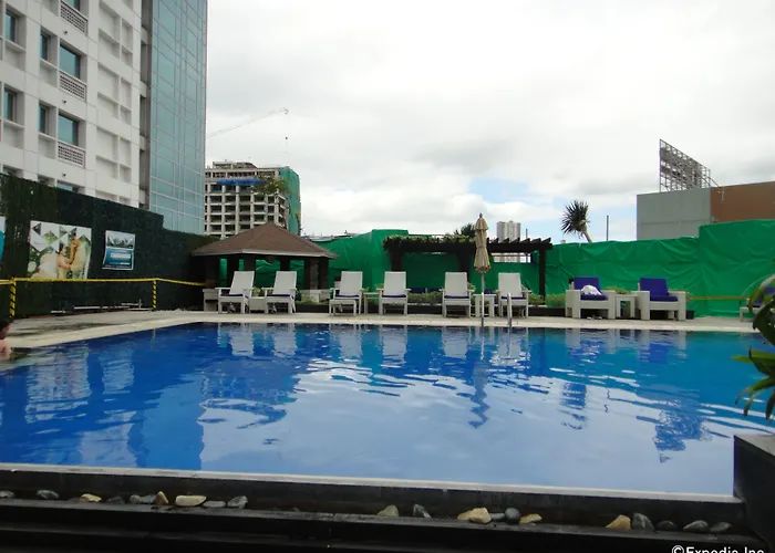 Quest & Conference Center Hotel